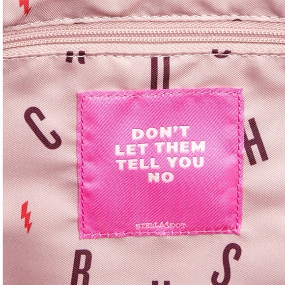 NEW ~ Stella & Dot Crush It Bow Tote in navy blue with Bow Accent Zip closure - Picture 12 of 12